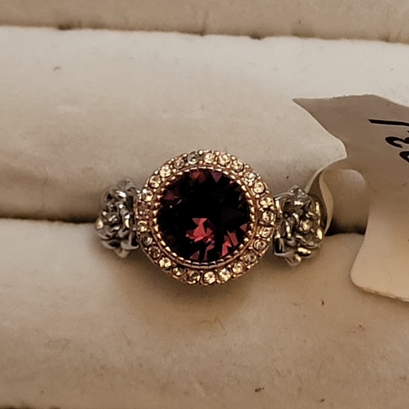 Jewelry - Swarovski sterling silver ring
